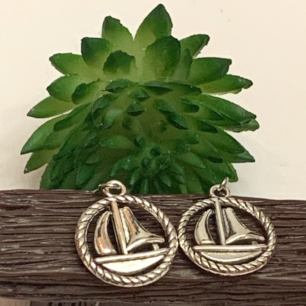 Sailboat Earring, Nautical Earring, Boat Earring, Sailing Jewelry, Gift Idea